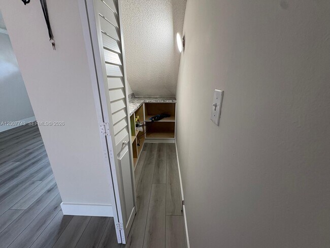 Building Photo - 15250 SW 80th St