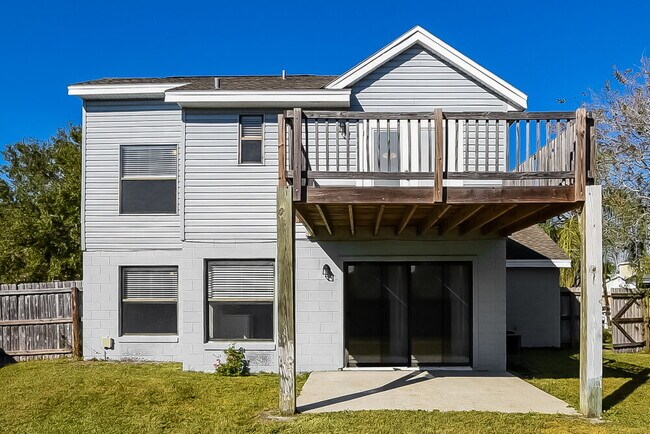 Building Photo - 1034 Burnett St