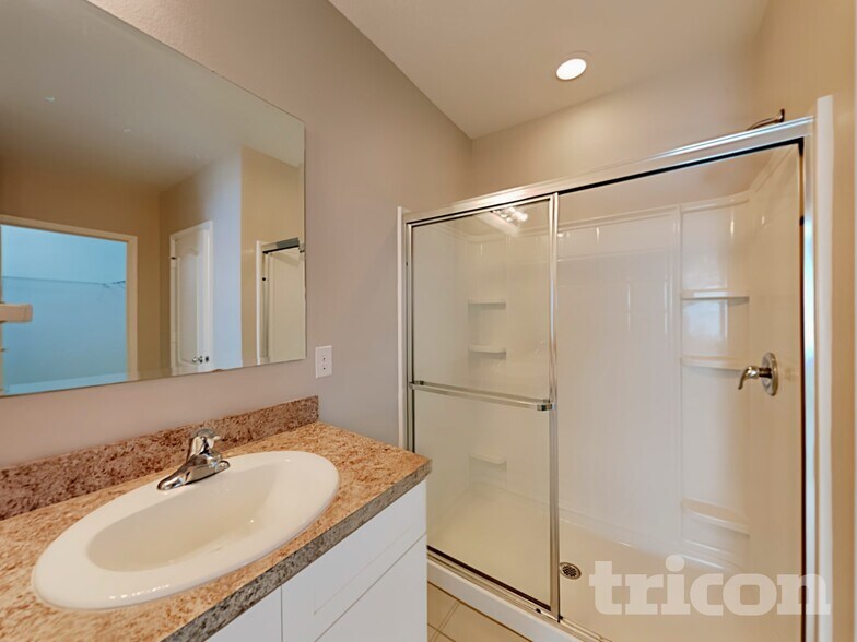 Building Photo - 3041 Teak Ct