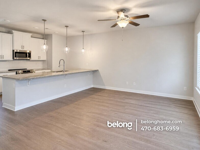 Building Photo - 300 Dempsey Dr