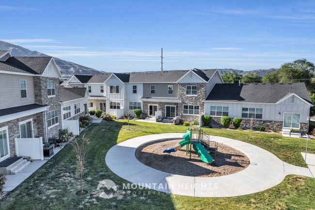 Building Photo - 607 Sawback Ln