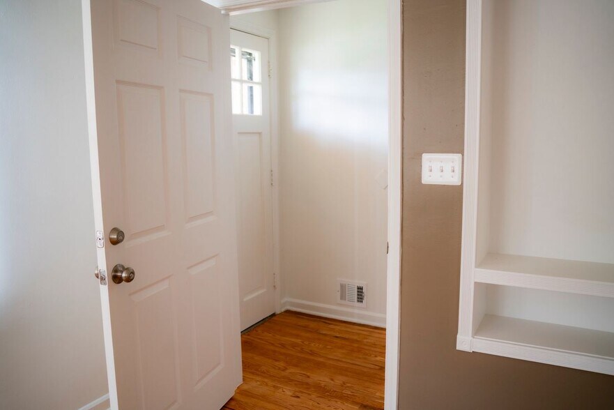 Building Photo - 8206 Old Harford Rd