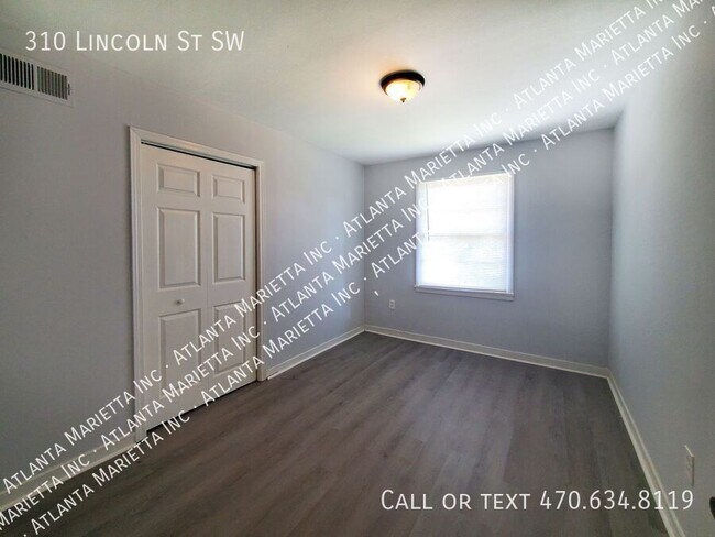 Building Photo - 310 Lincoln St SW
