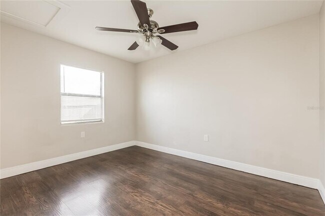 Building Photo - 4917 Emerson Ave S