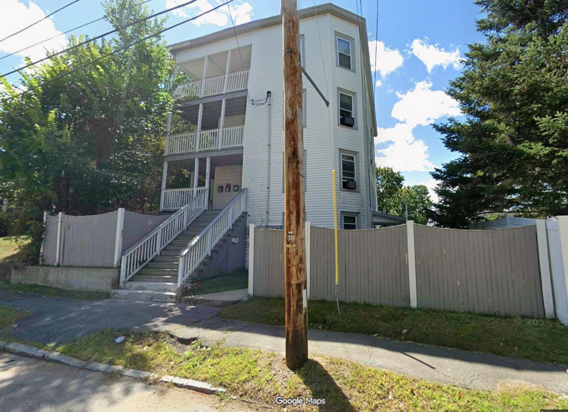 Building Photo - 336 West St