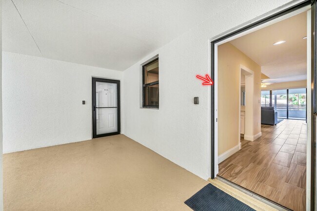 Building Photo - 827 Oak Harbour Dr