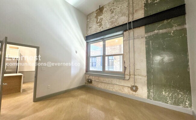 Building Photo - 2212 Morris Ave