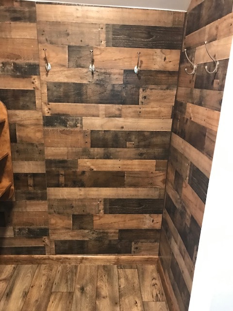 Building Photo - 915 1st St W