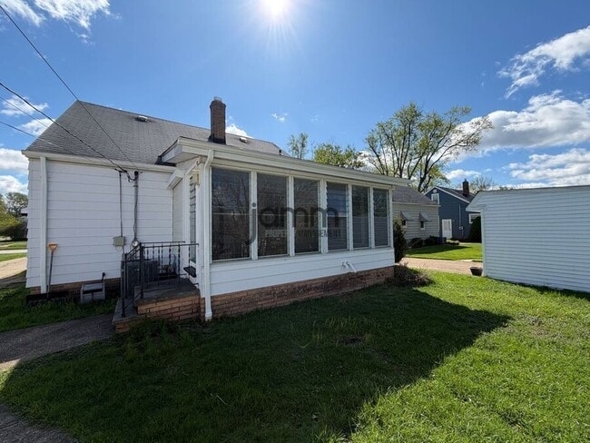 Building Photo - 4566 W 226th St