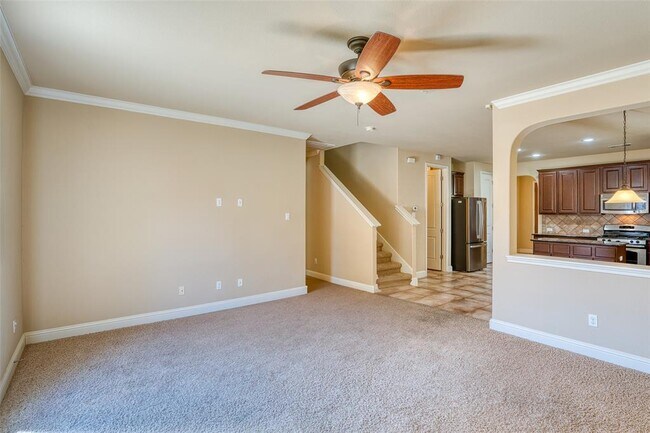 Building Photo - 11033 Desert Willow Loop