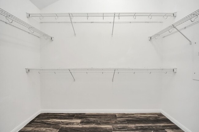 Building Photo - 1722 Lansing Cove Dr