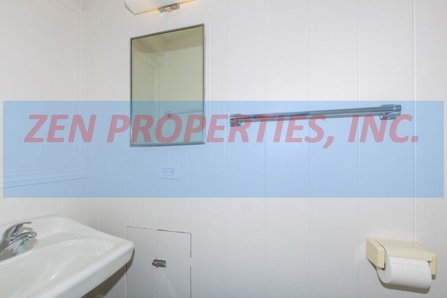 Building Photo - 7265 Nohili St