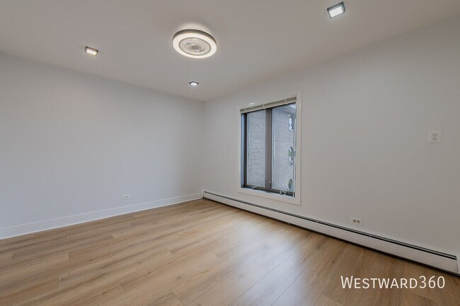Building Photo - 6320 W 79th St