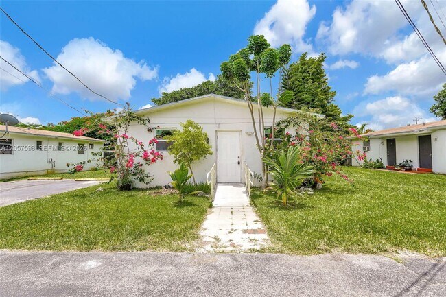 Building Photo - 577 NW 90th St