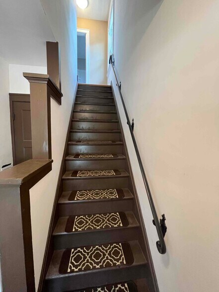 Building Photo - 4416 Verne Ave