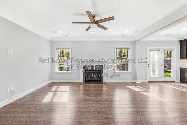 Building Photo - 13022 Oakhaven Glen Ln