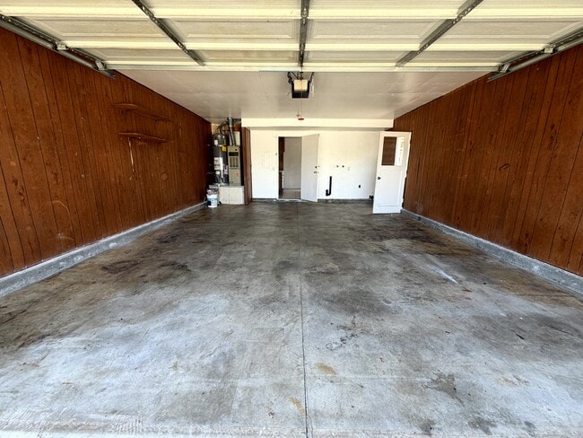 Building Photo - 951 Sloat Dr