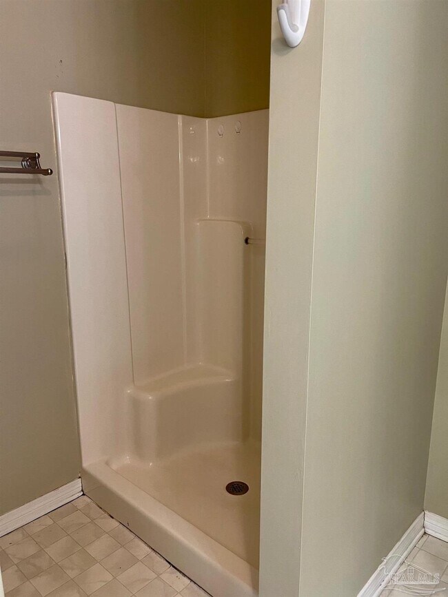 Building Photo - 5162 Goshawk Dr