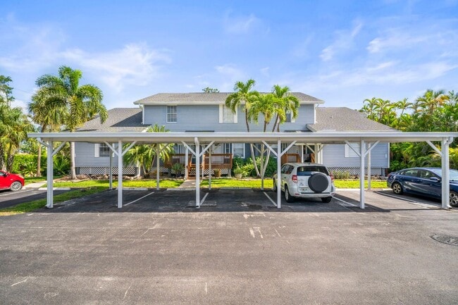 Building Photo - Beautifully updated 2-bedroom, 1.5-bathroo...
