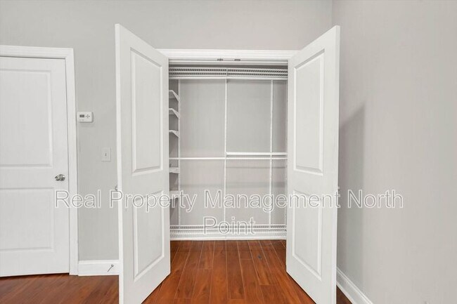 Building Photo - 3026 Eltham Pl