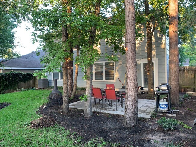 Building Photo - 202 N Vesper Bend Cir