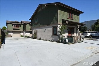 Building Photo - 117 N Vista Bonita Ave