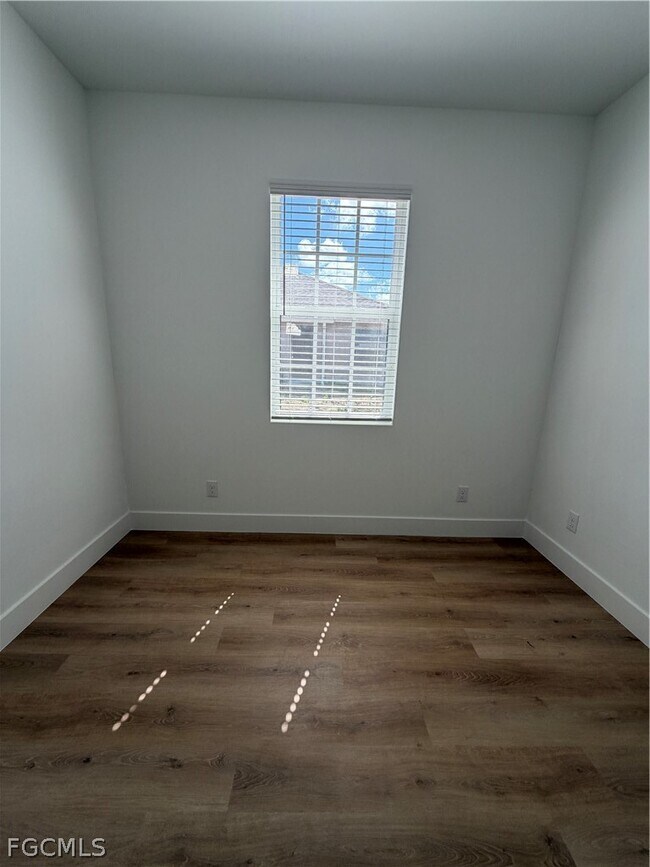 Building Photo - 4719 28th St SW