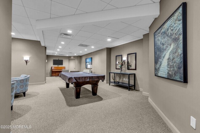 Building Photo - 1 Channel Dr