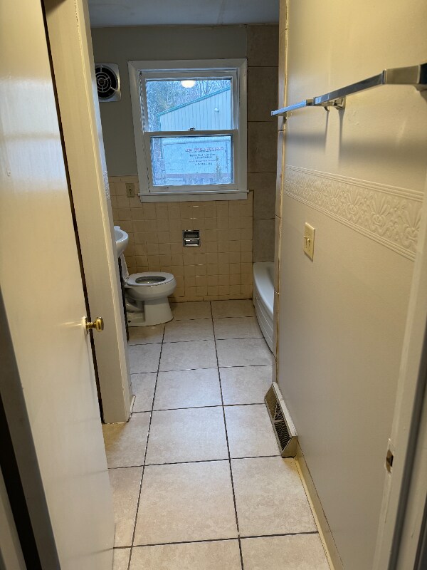 Building Photo - 1125 Vine St