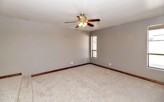 Building Photo - 15620 North 8th St