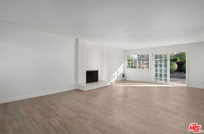 Building Photo - 24440 Martha St