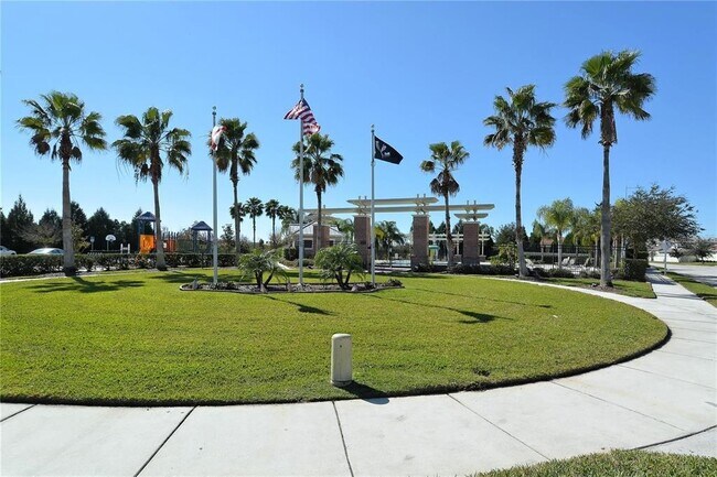Building Photo - 11443 52nd Ct E