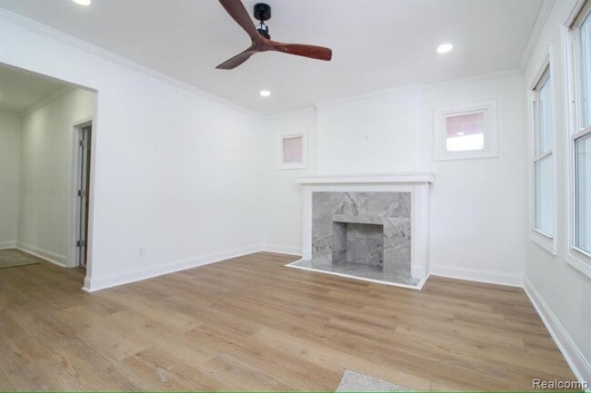 Building Photo - 2891 W Grand St