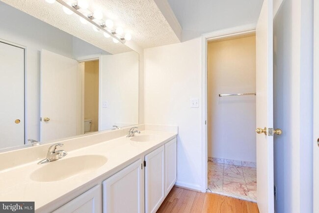 Building Photo - 7261 S Ora Ct