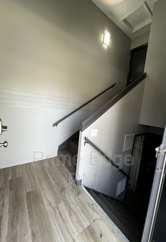 Building Photo - 4027 F St