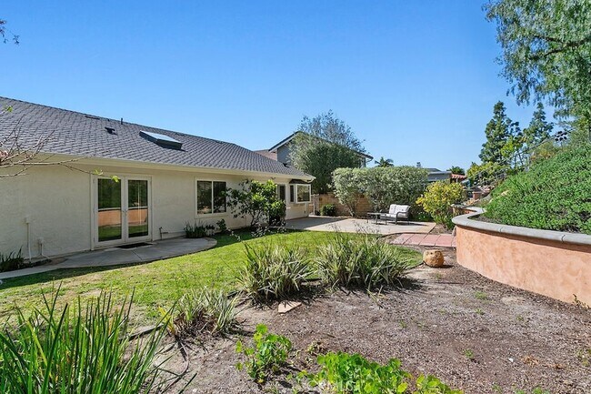 Building Photo - 27242 Cordero Ln