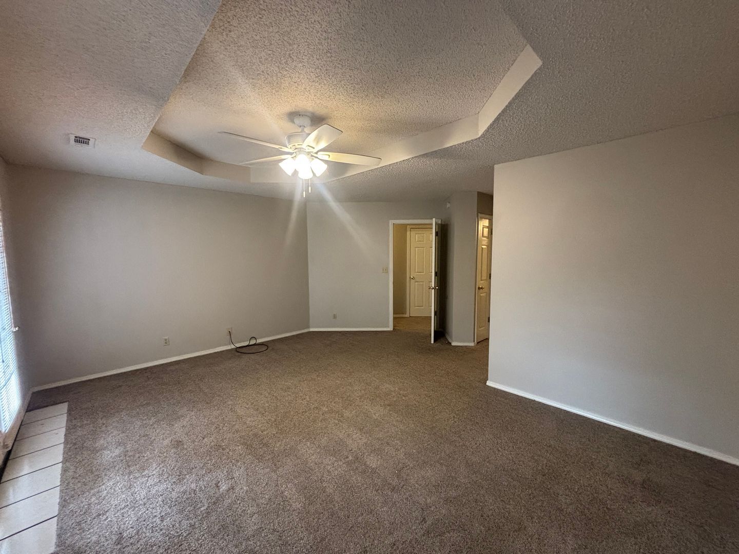 Building Photo - 507 Camellia Dr