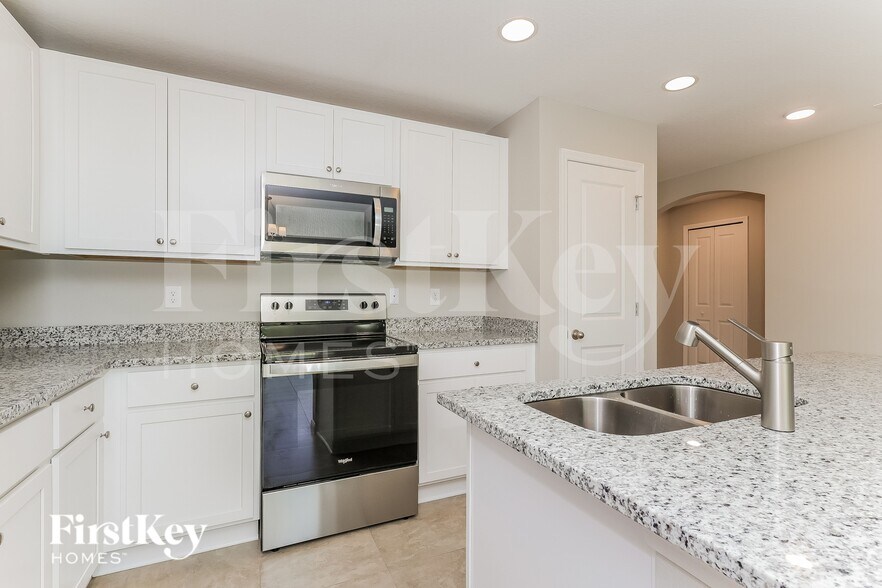 Building Photo - 241 Southern Breeze Lp