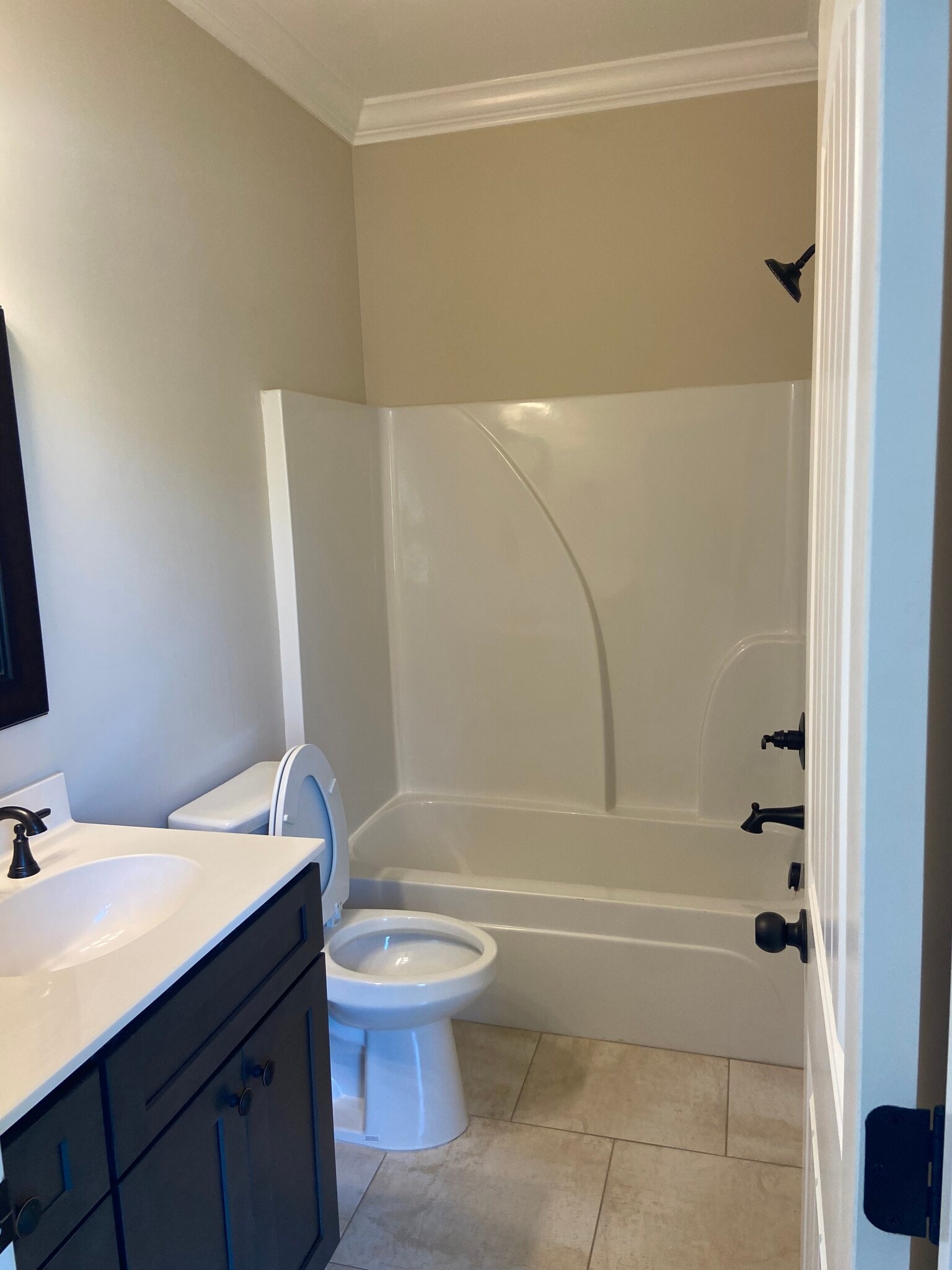 Bath #2 - 607 Mountain View Rd SE
