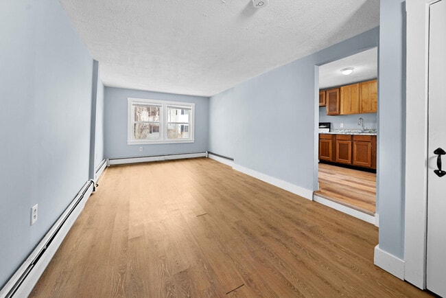 Building Photo - 54 Washington St