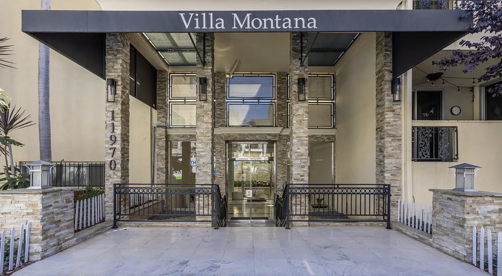 Building Entrance - 11970 Montana Ave