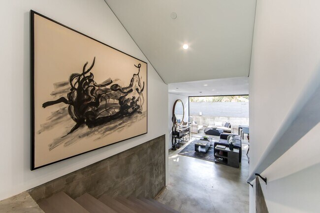 Building Photo - Architectural 1-Bed Designer Residence wit...