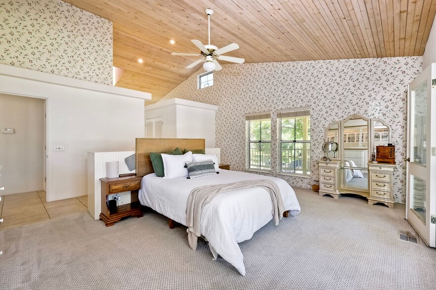 Master Bedroom - 22242 Little Klondike Rd