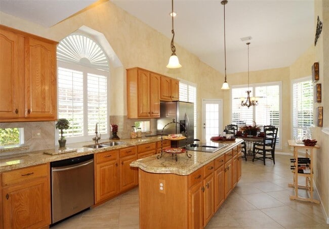 Building Photo - 4103 Walnut Pond Dr