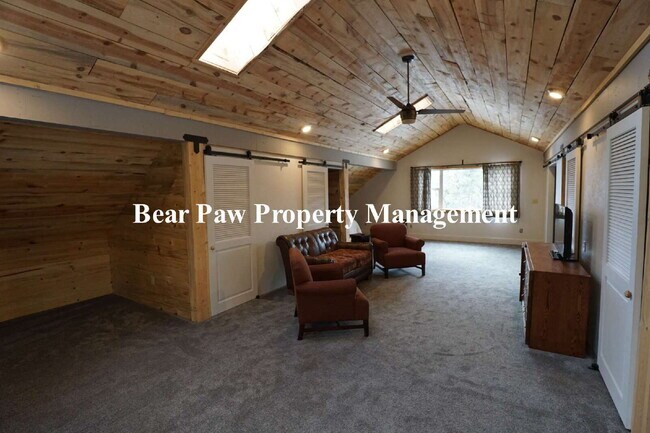 Building Photo - Super Cute, Short Term (SIX MONTHS) Fully Furnished Barndominum in Bailey!!