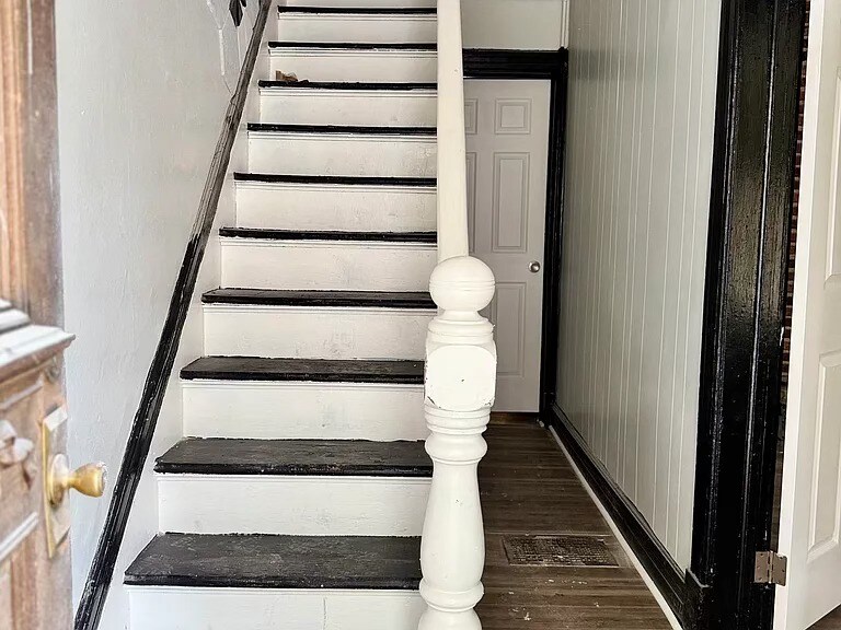 Building Photo - 450 Hamilton St