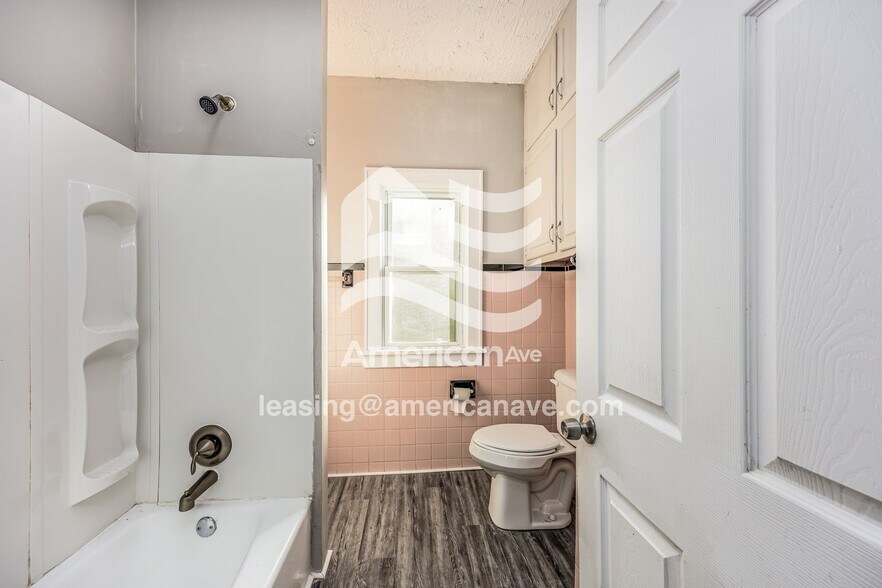 Building Photo - 1931 Erie Ave