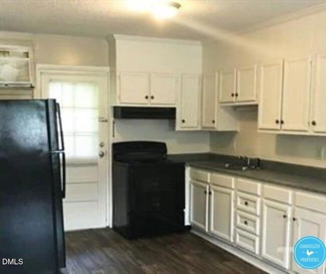 Primary Photo - 1400 Creech Rd