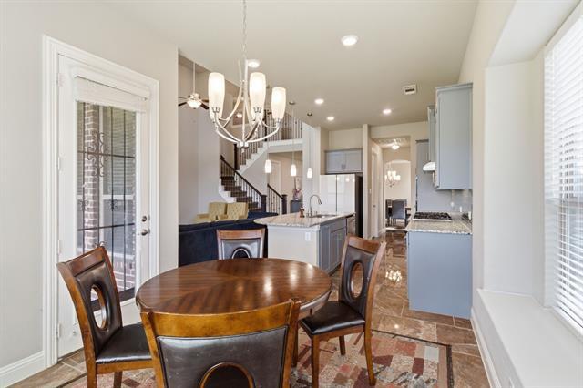 Building Photo - 7452 Reverchon Dr