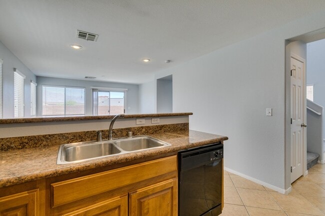 Building Photo - Bright & Spacious Home with Open Layout and Prime Location